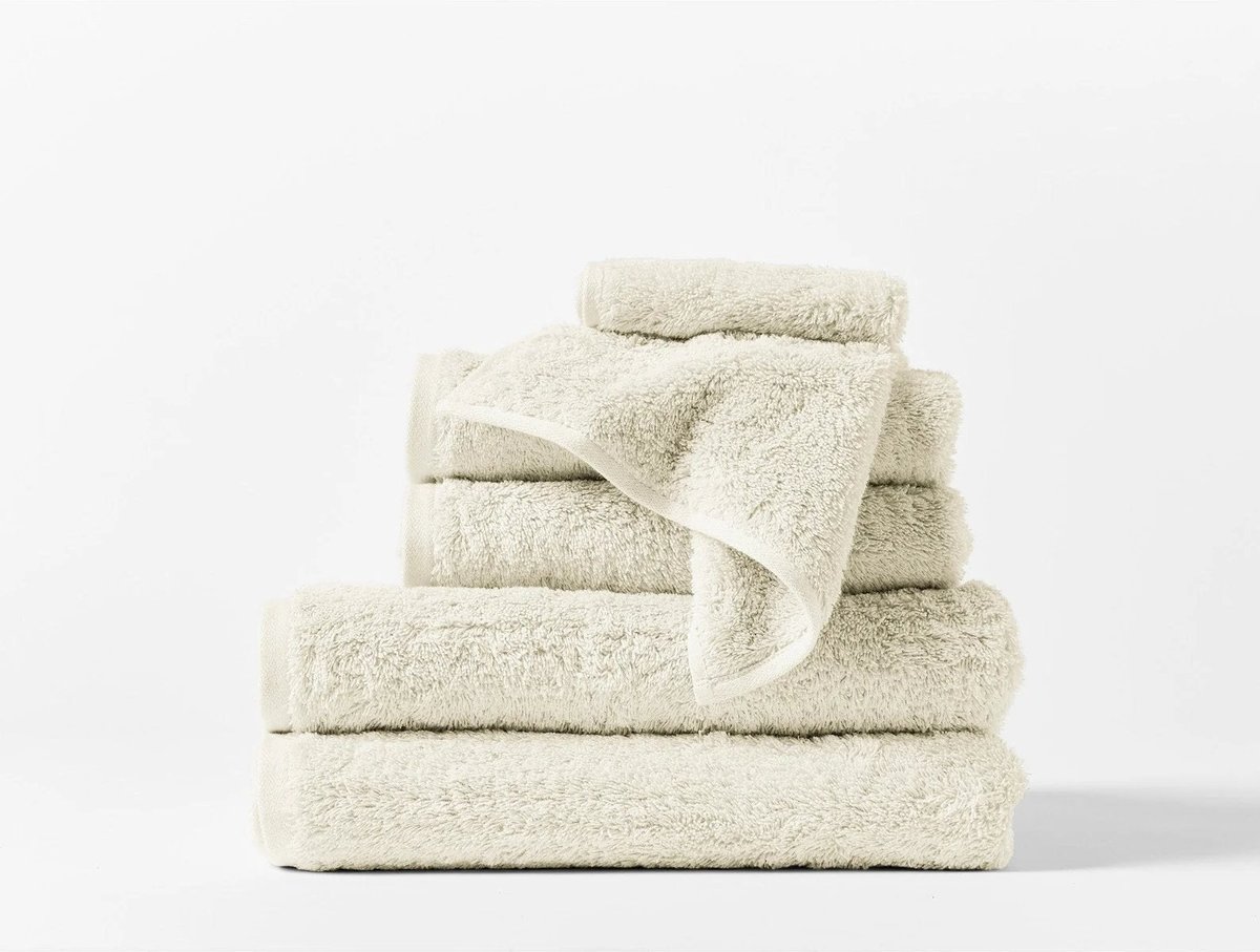 Undyed plush organic cotton towels — Coyuchi